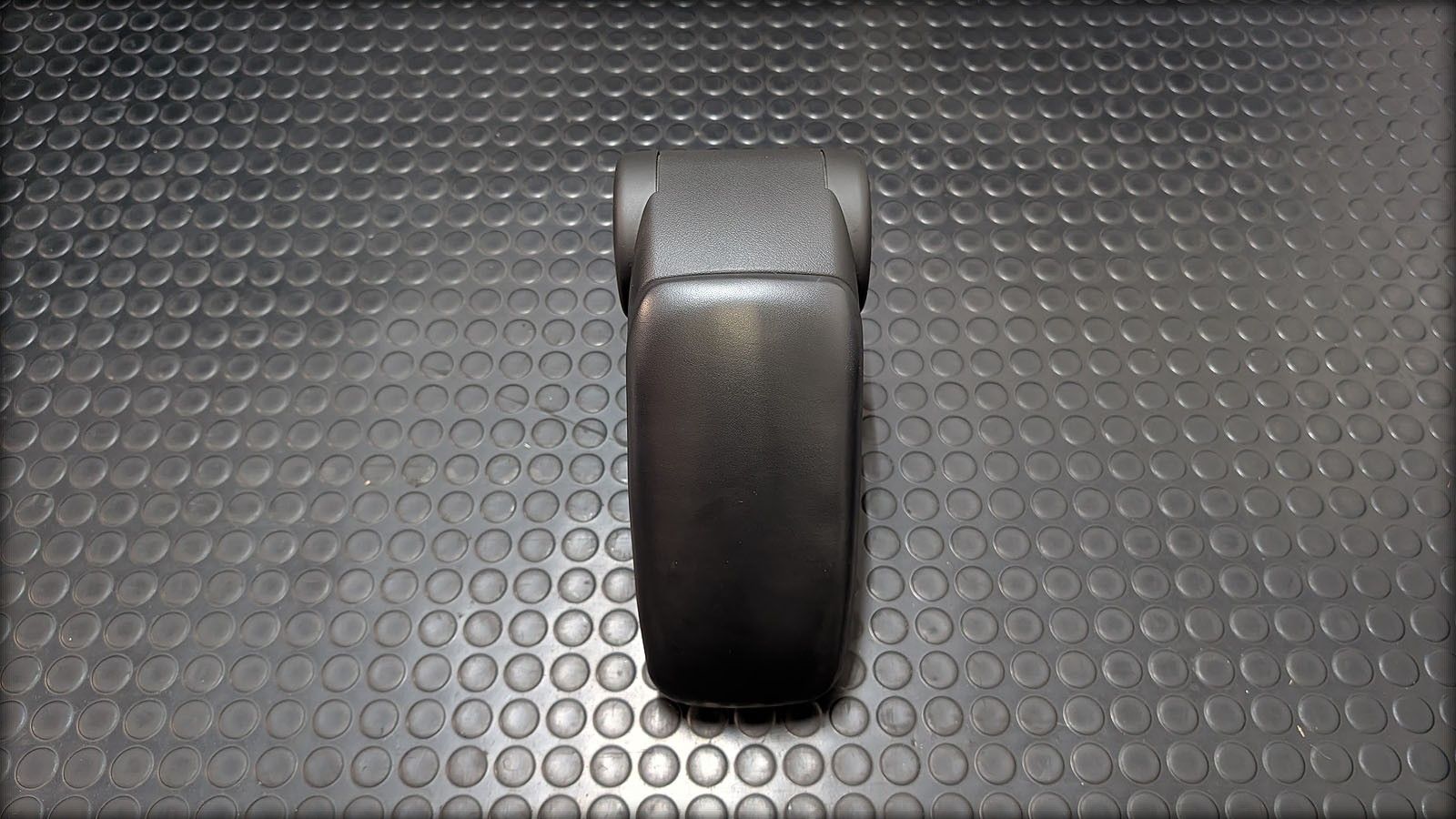 RS3 8P Mittelarmlehne