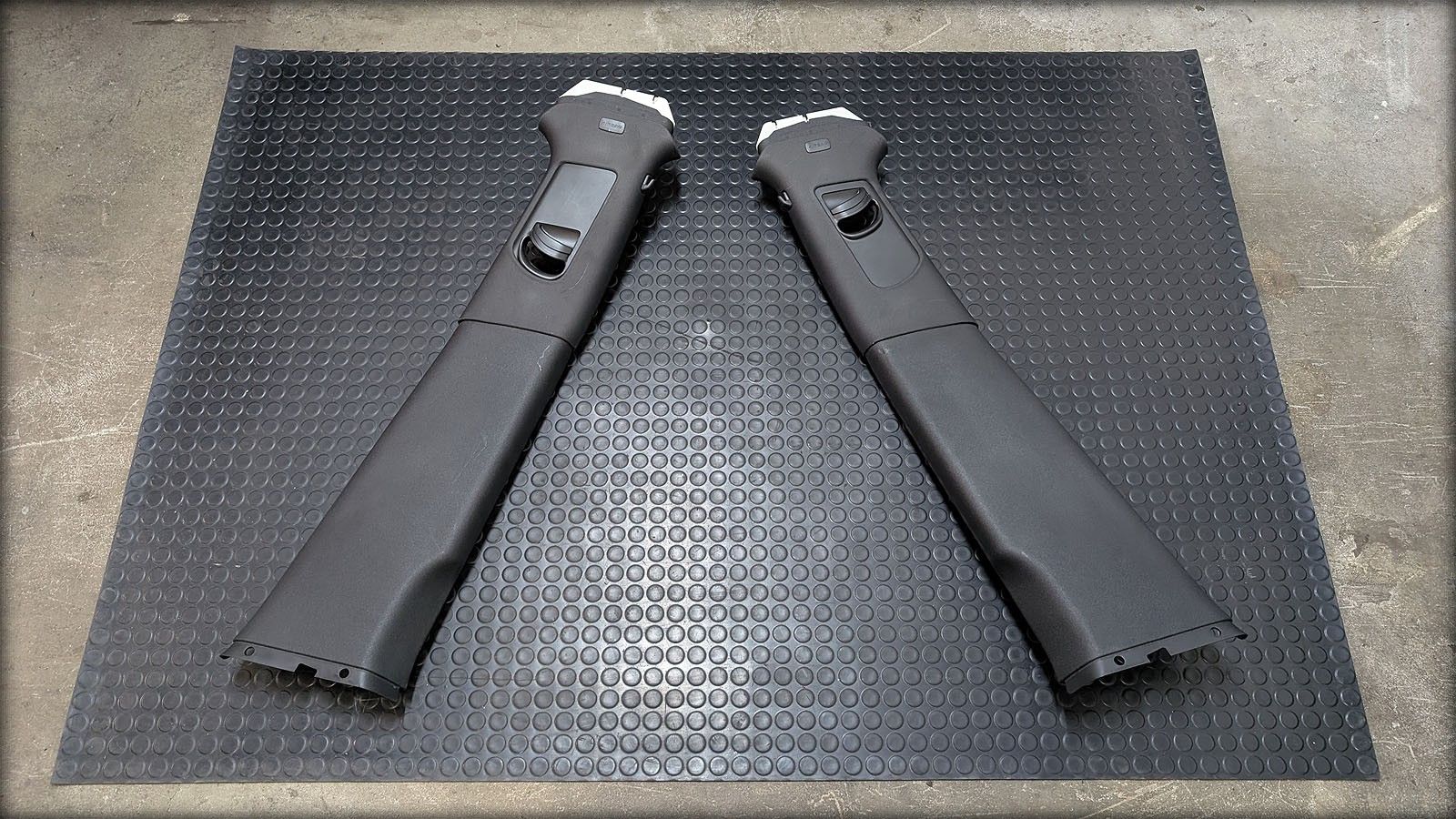 RS3 8P B-Säulen-Verkleidungen