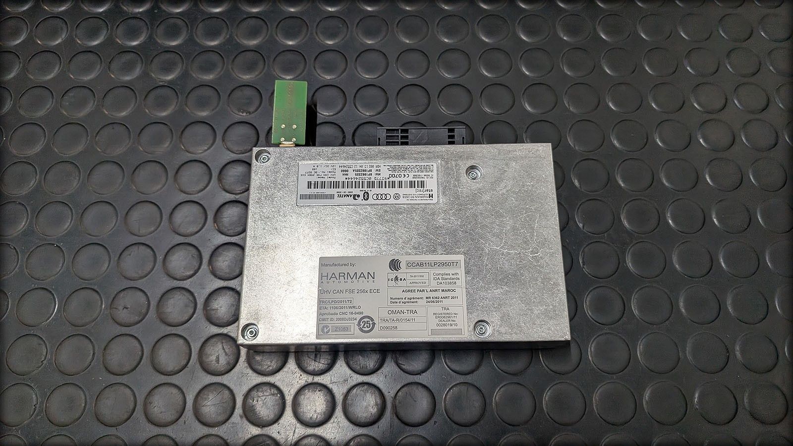 RS3 8P Bluetooth Interface