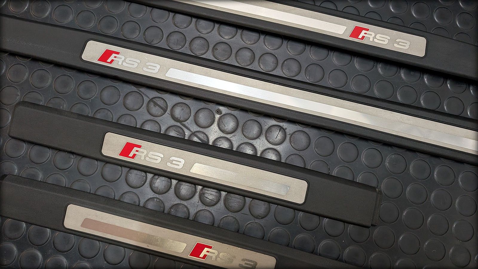 RS3 8P Einstiegsleisten RS3