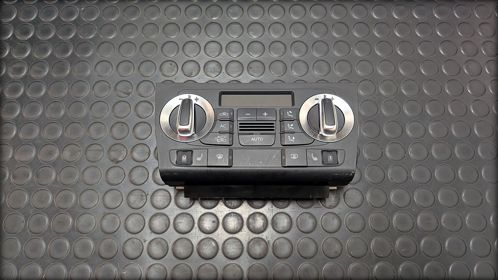 RS3 8P Klimabediengerät