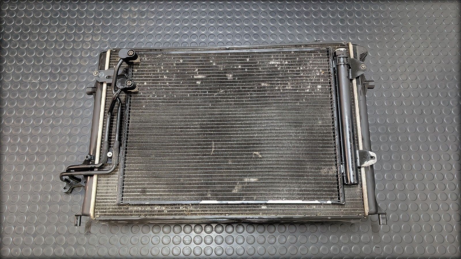 RS3 8P Kühlerpaket mit Ventilatoren