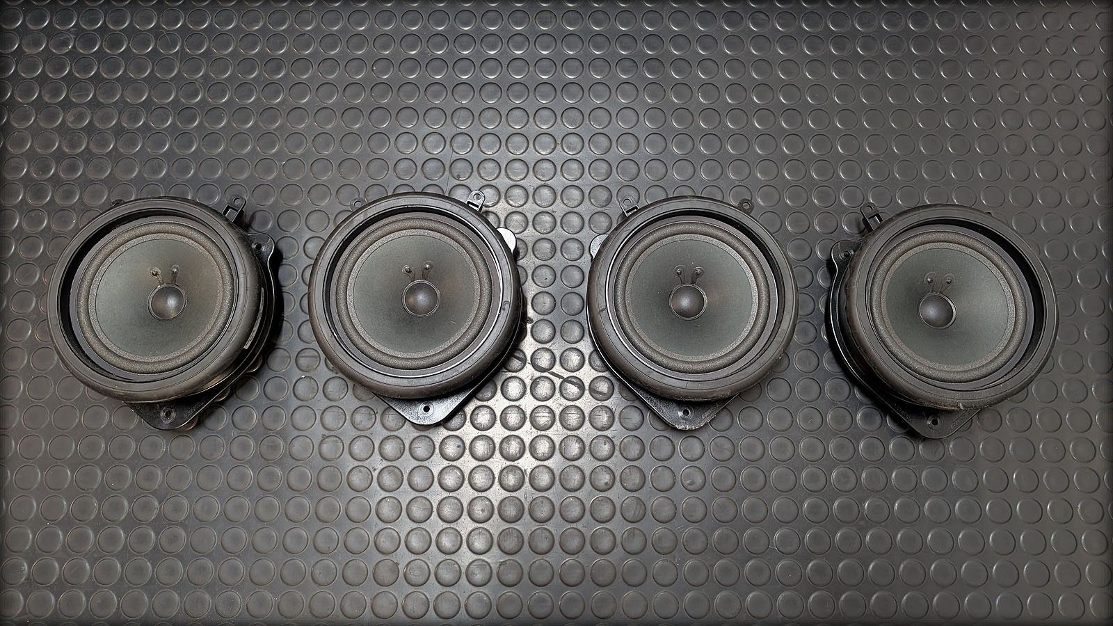 RS3 8P Bose Lautsprecher