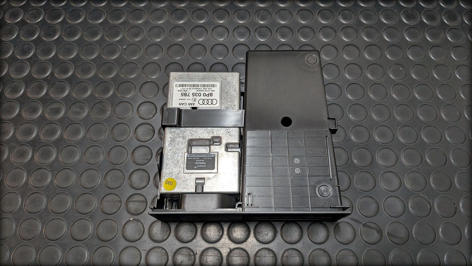 RS3 8P Musik Interface mit Bluetooth