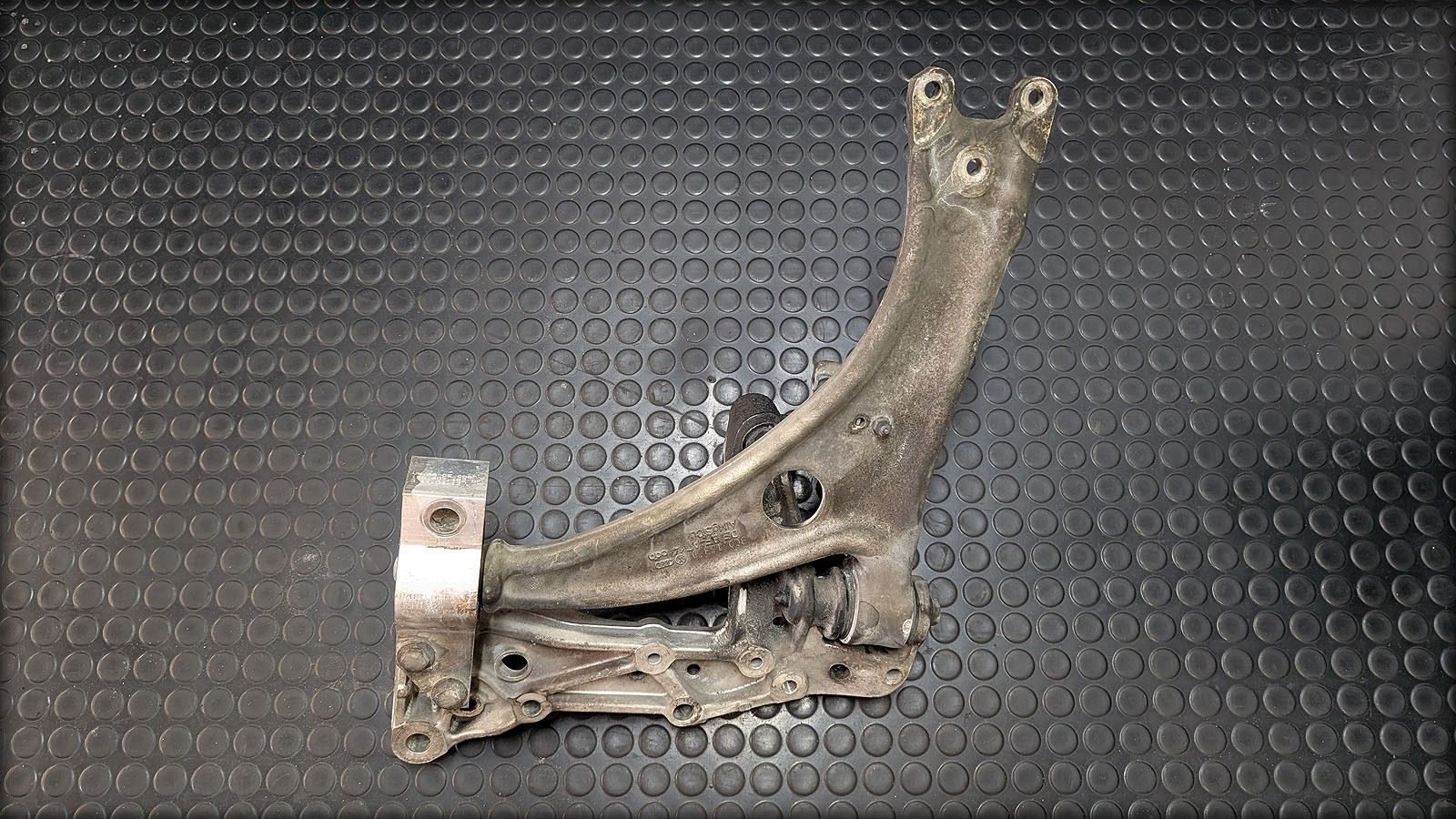 RS3 8P Querlenker vorne rechts