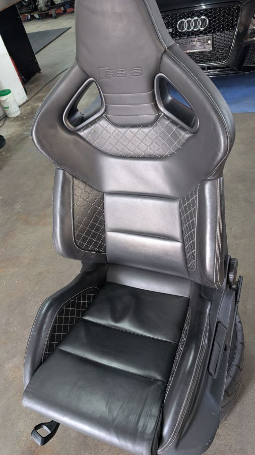 RS3 8P Fahrersitz Schalen- Sportsitz original