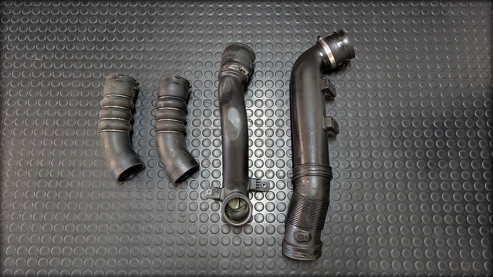 RS3 8P Turboschläuche Ansaugung