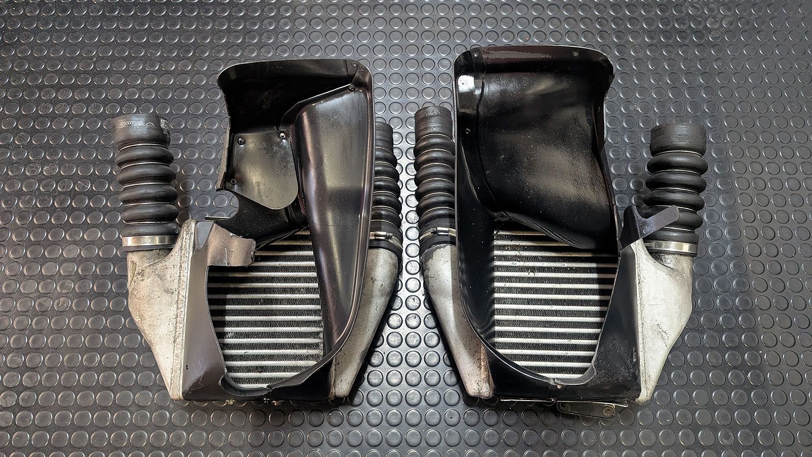 RS4 B5 Ladeluftkühler mit Luftführung