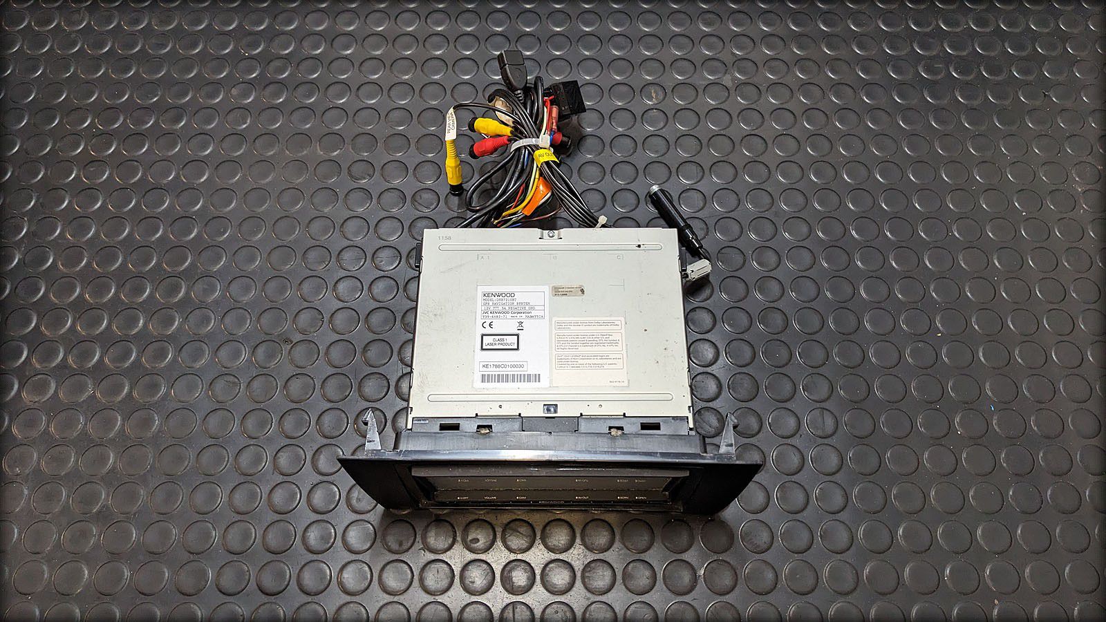 RS4 Biturbo Multimediagerät Kenwood