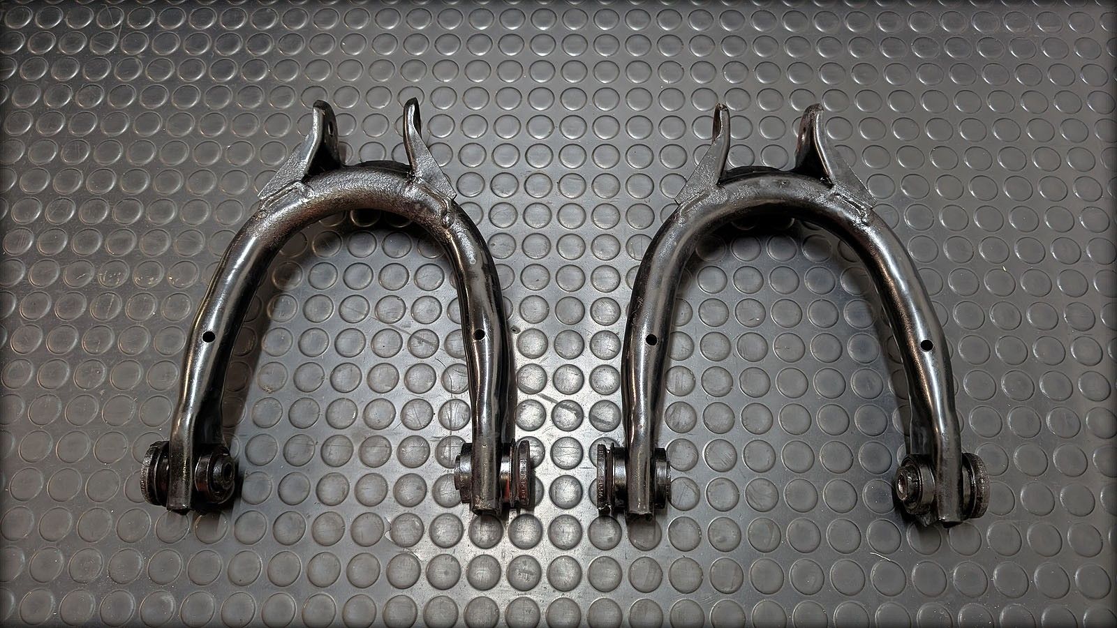 RS6 C5 Fahrwerks-/Achsteile hinten oben