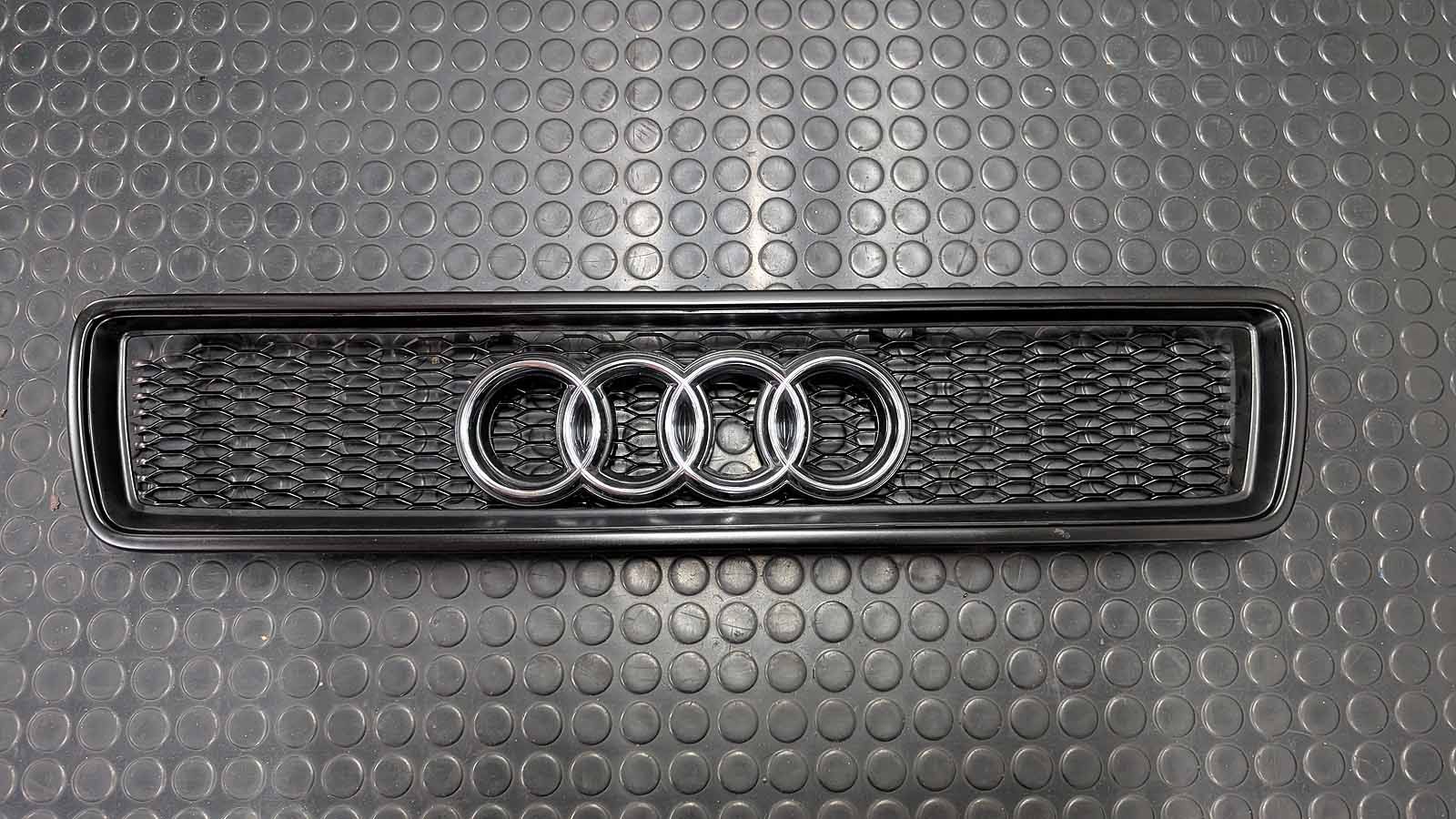 RS2 Kühlergrill