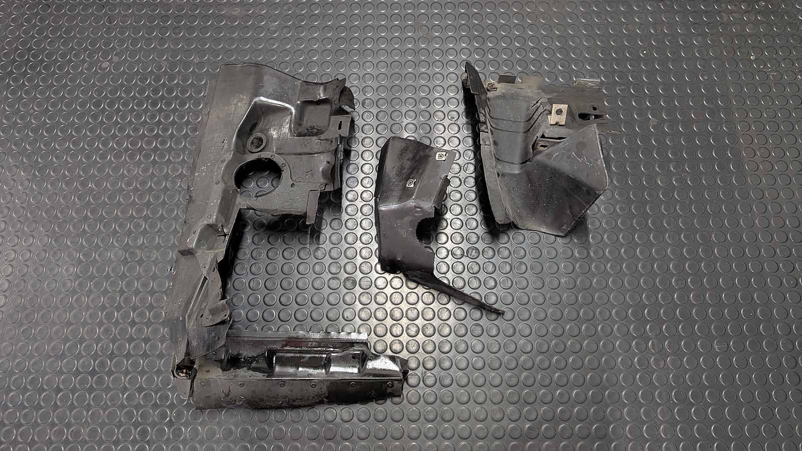 RS2 S2 Verkleidung Luftführung Klimakühler Wasserkühler