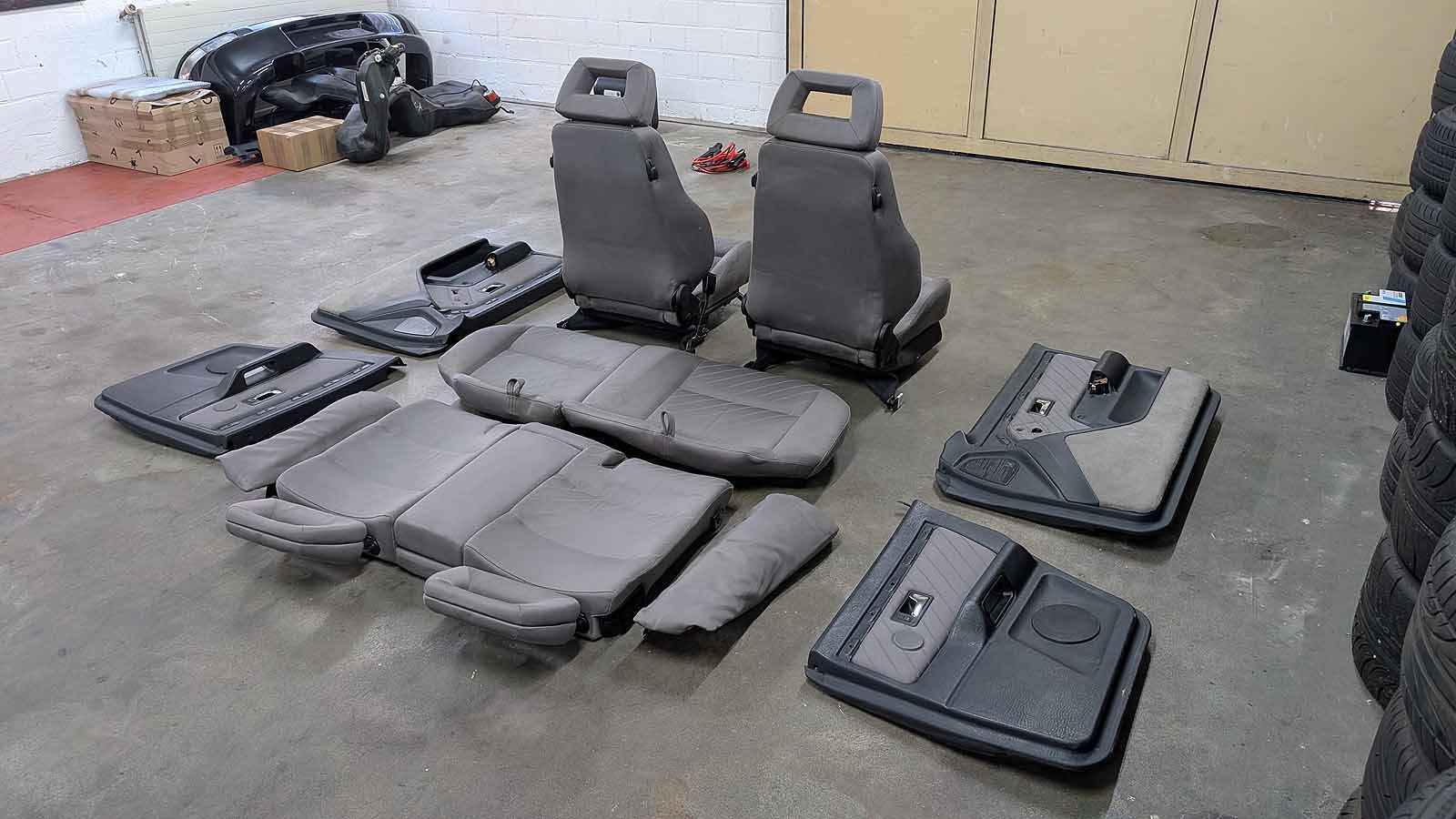 S2 Avant Recaro Sitze Stoff grau Ausstattung