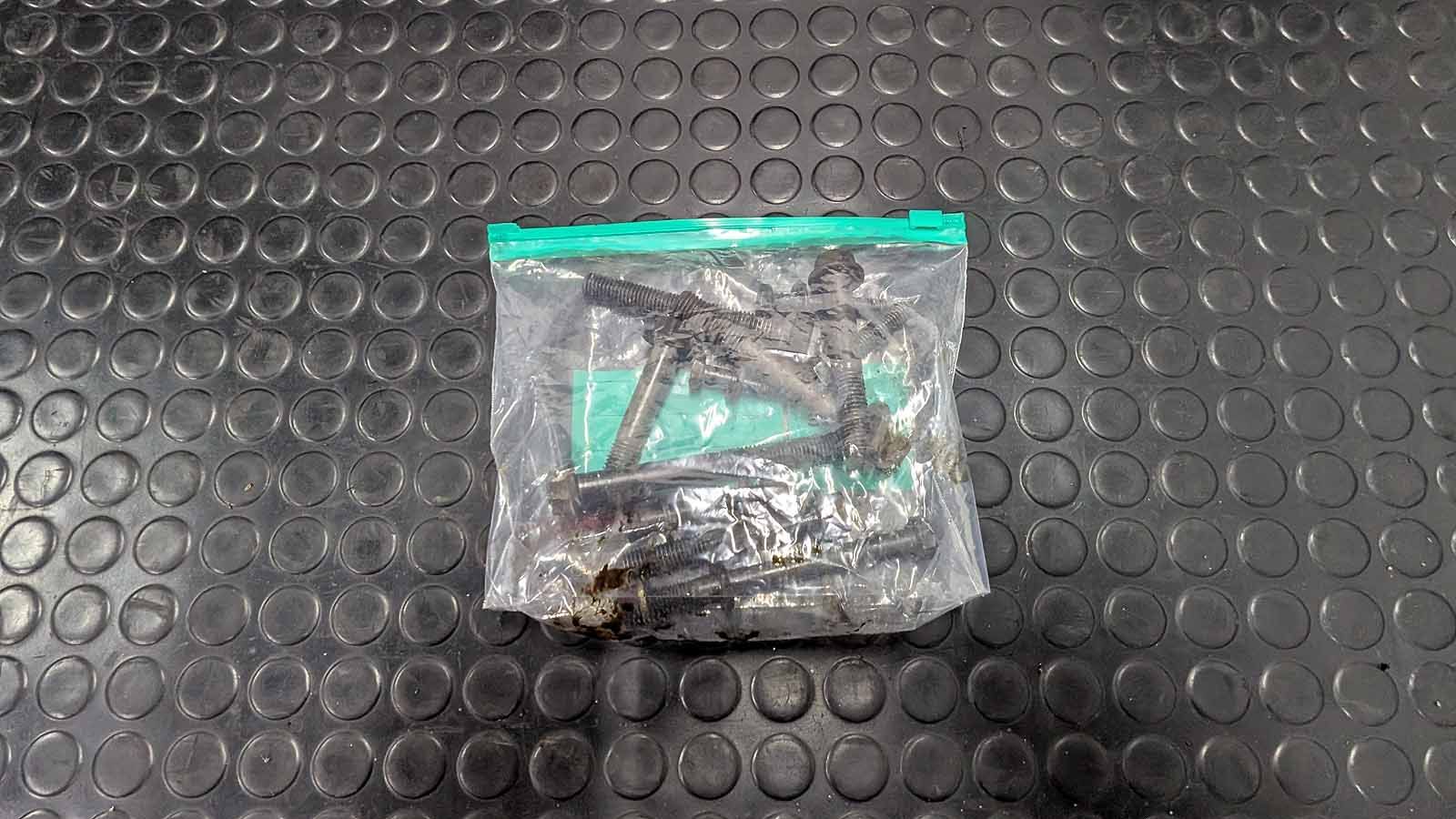 RS2 S2 ABY Schrauben Getriebe Block