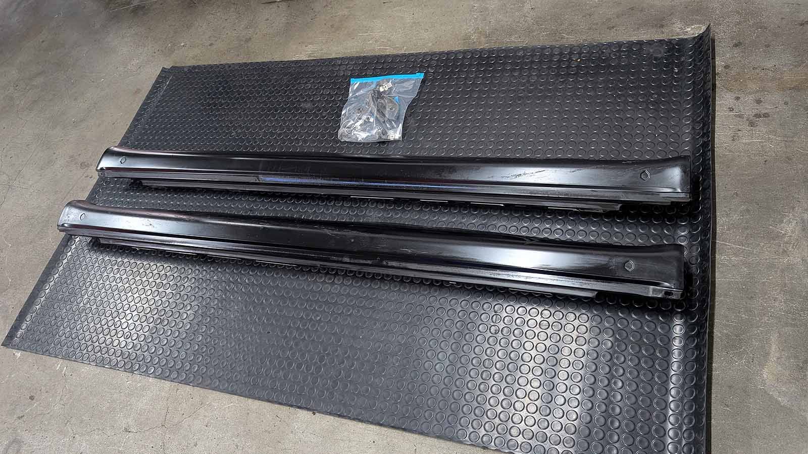 RS2 S2 B4 Schwellerverkleidungen