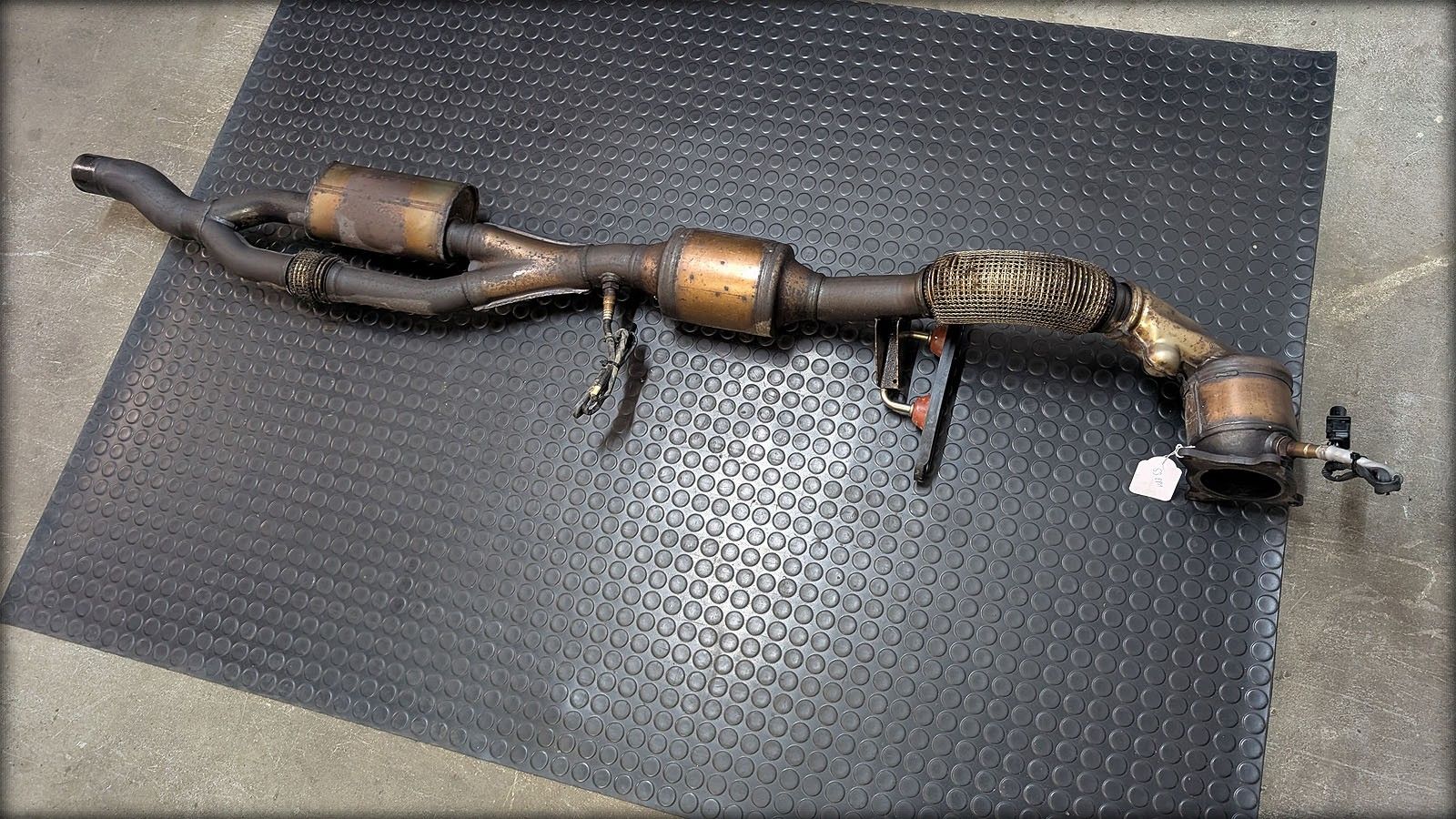 S3 8P Abgasrohr Katalysatoren