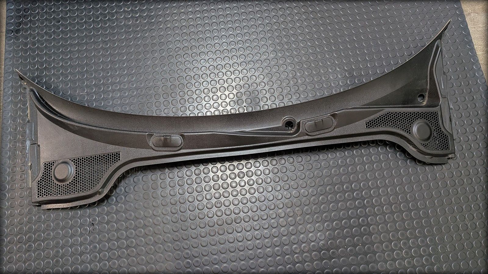 S3 8P Abdeckung Spritzwand mit Düsen Scheibenreinigung