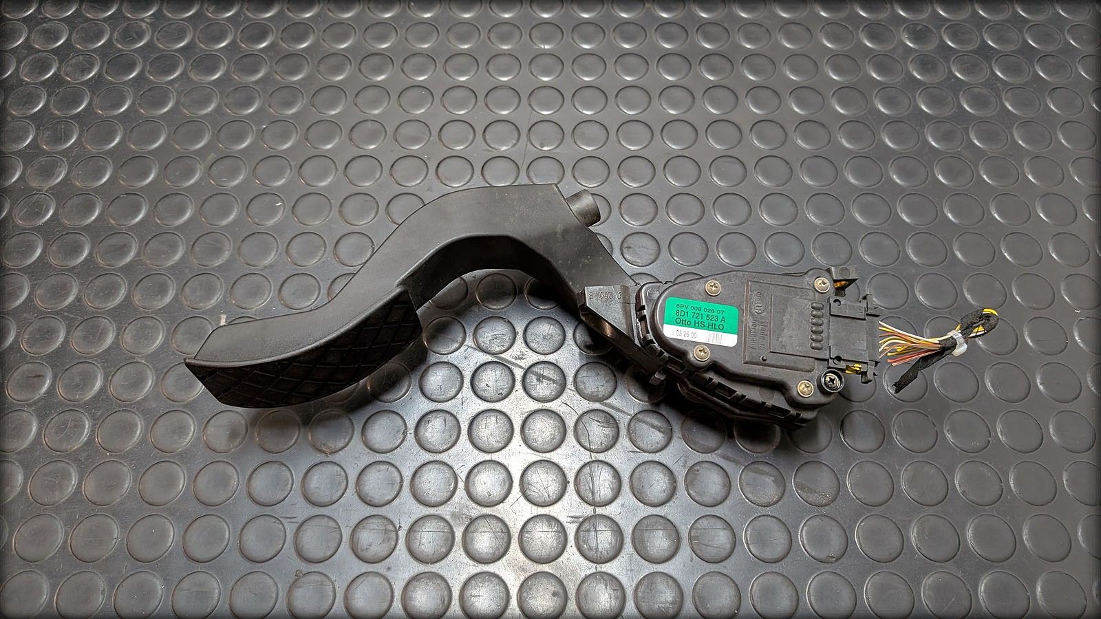 S4 B5 Gaspedal