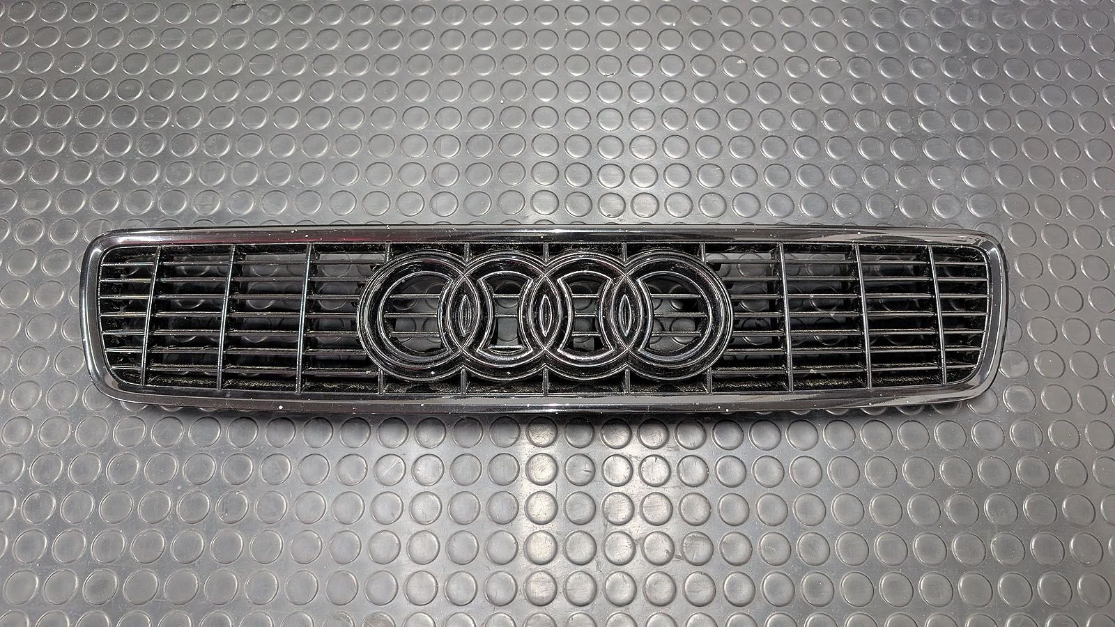 S4 B5 Kühlergrill