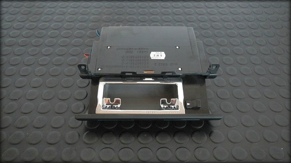 S4 Biturbo Aschenbecher