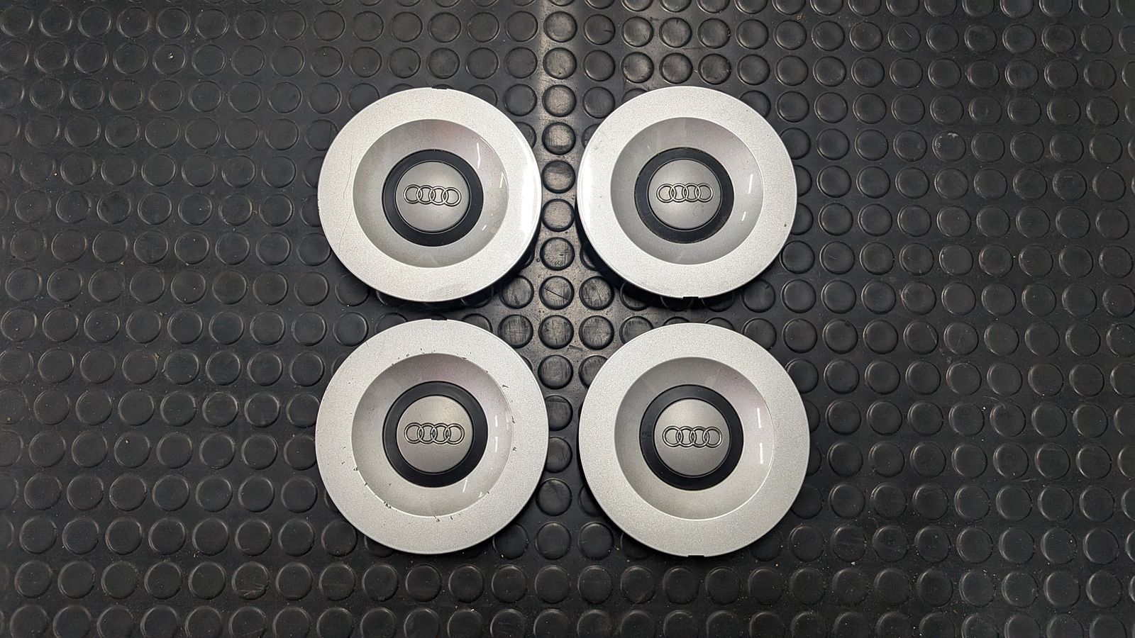 S4 B5 Nabendeckel Set Avus Felgen