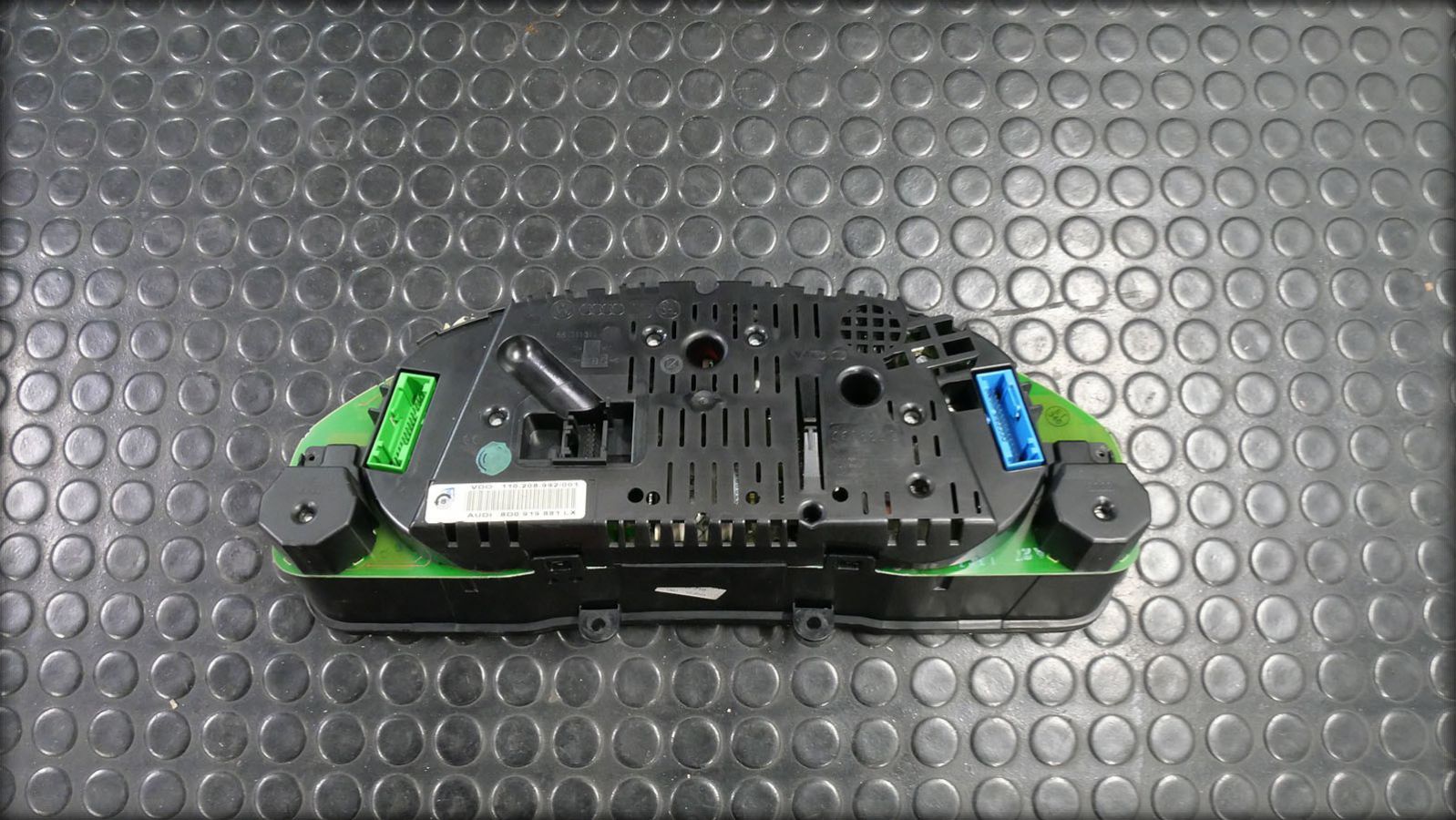 S4 Biturbo Tacho Kombiinstrument FIS gut, Gehäuse mit Rissen