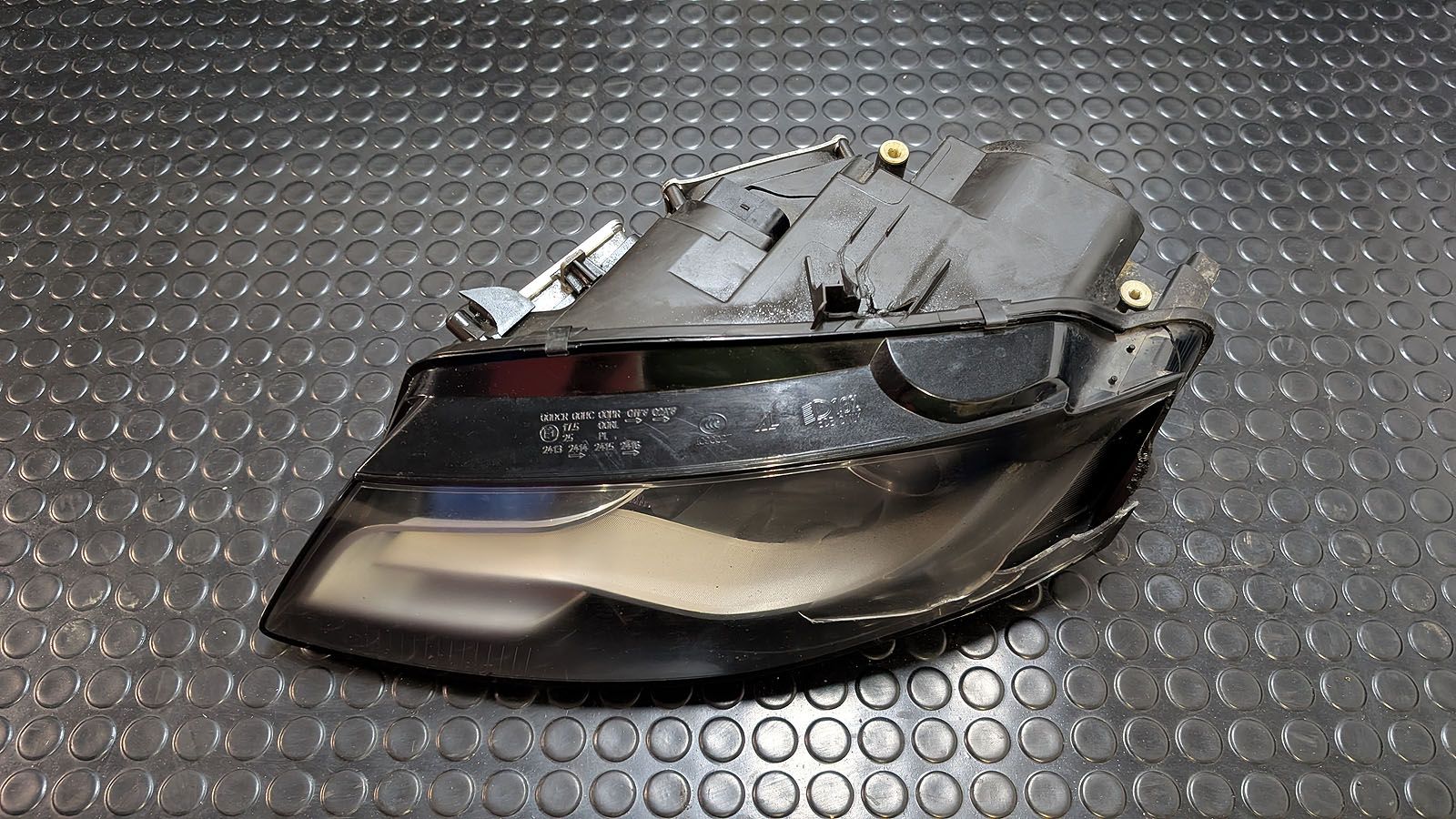 S4 B8 Scheinwerfer Xenon links