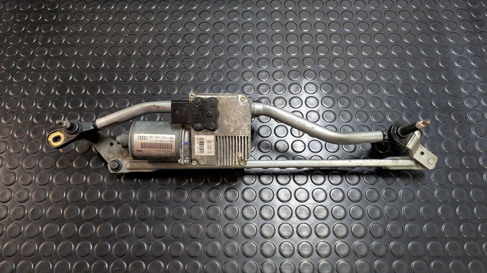 S4 B8 Motor Gestänge Scheibenwischer vorne