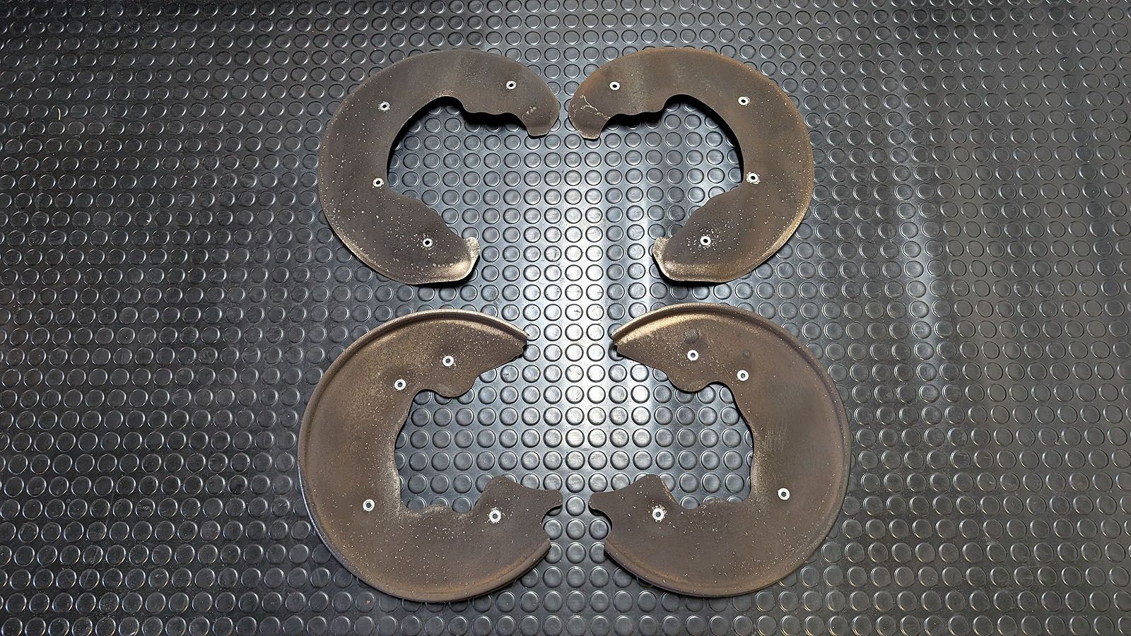 S4 B8 Bremsbleche Set