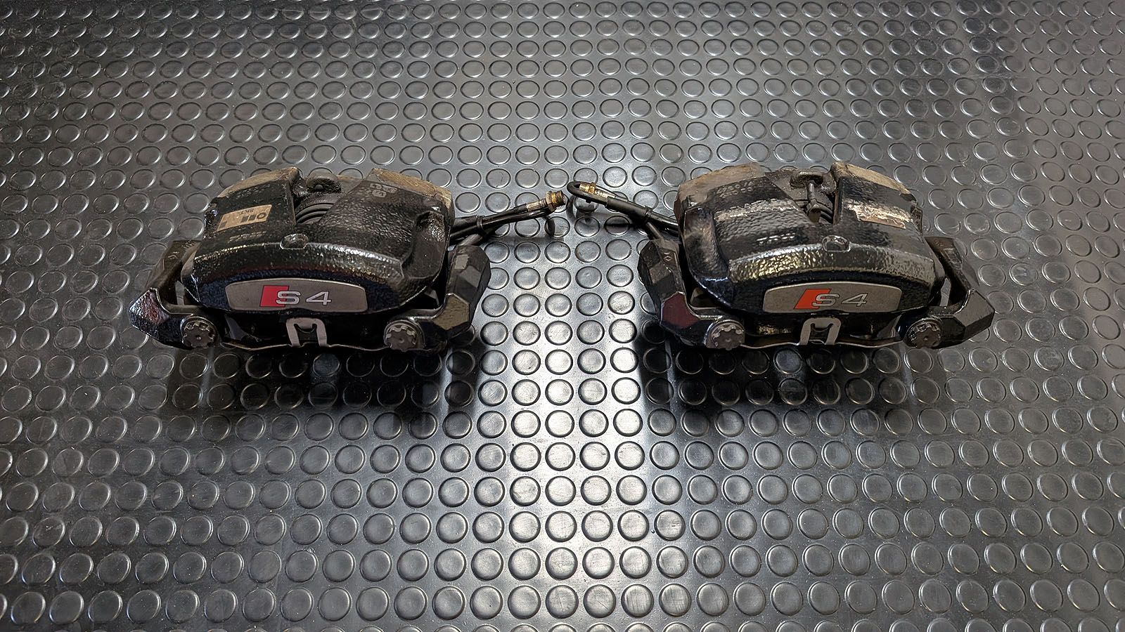 S4 B8 Bremssättel vorne