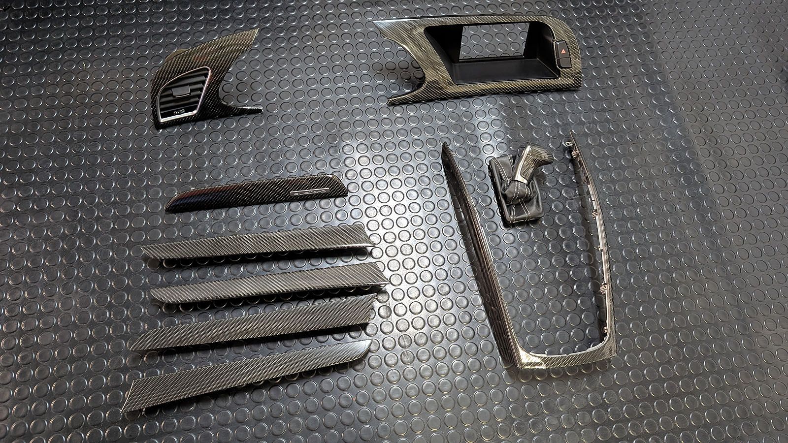 S4 B8 Carbon Dekor Ausstattung