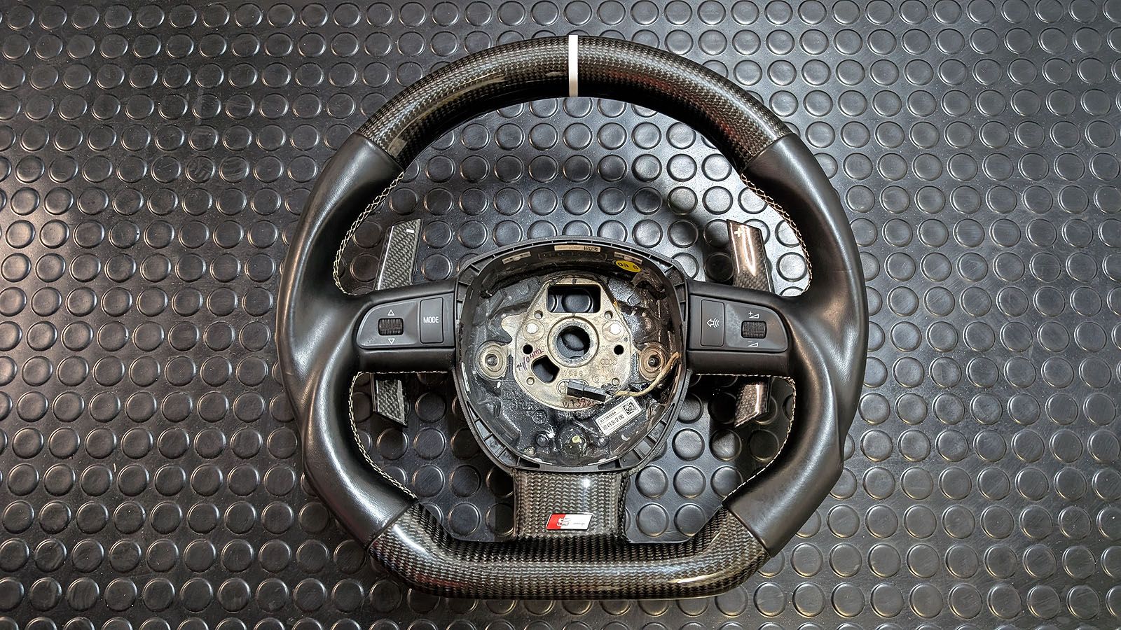 S4 B8 Sportlenkrad Carbon