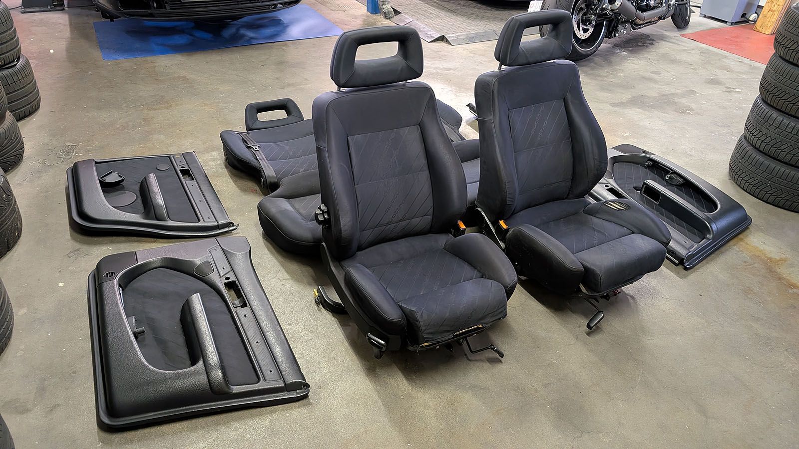 S4 C4 Avant Sitze Ausstattung Jaquard-Satin schwarz