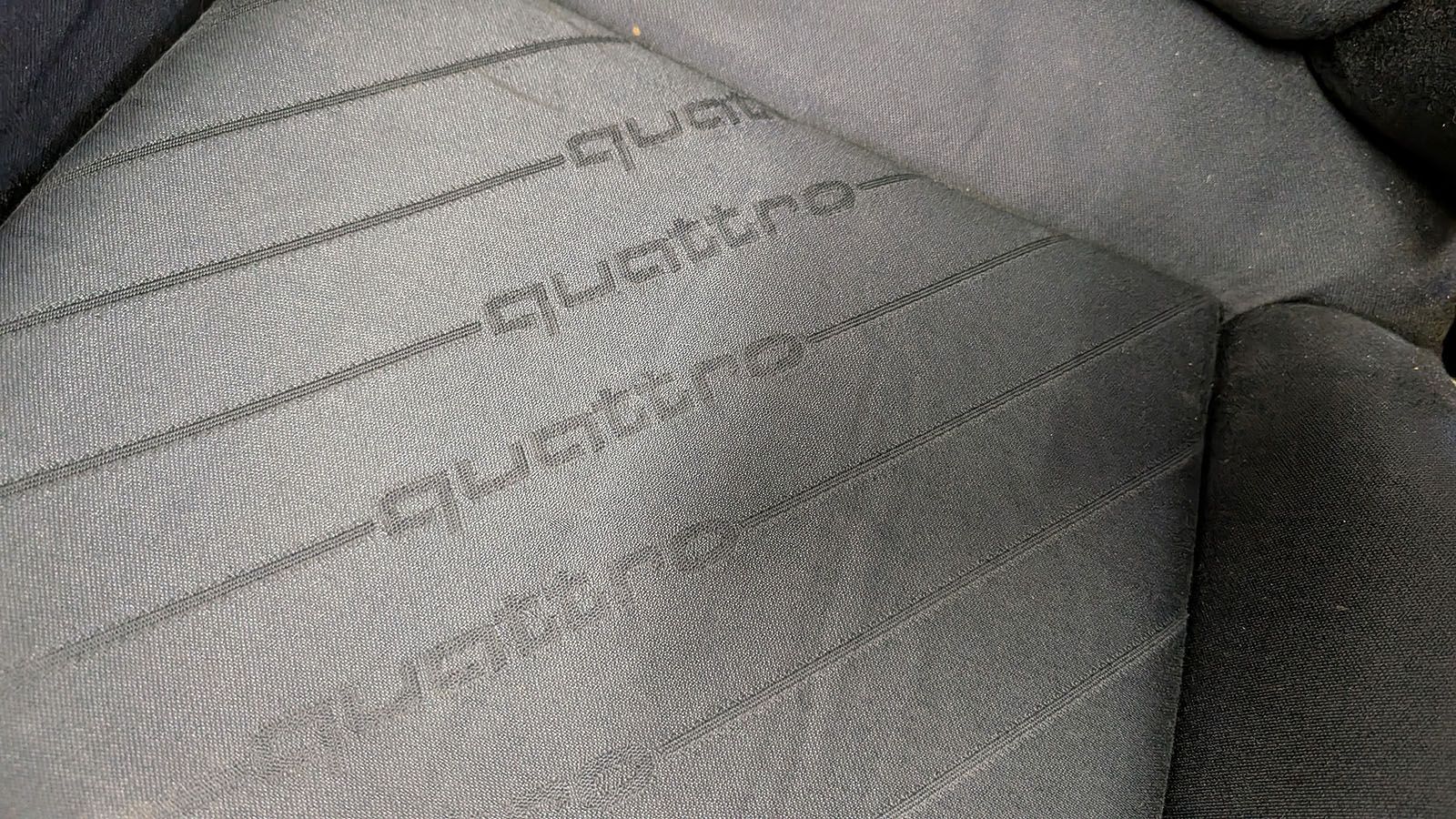 S4 C4 Avant Sitze Ausstattung Jaquard-Satin schwarz