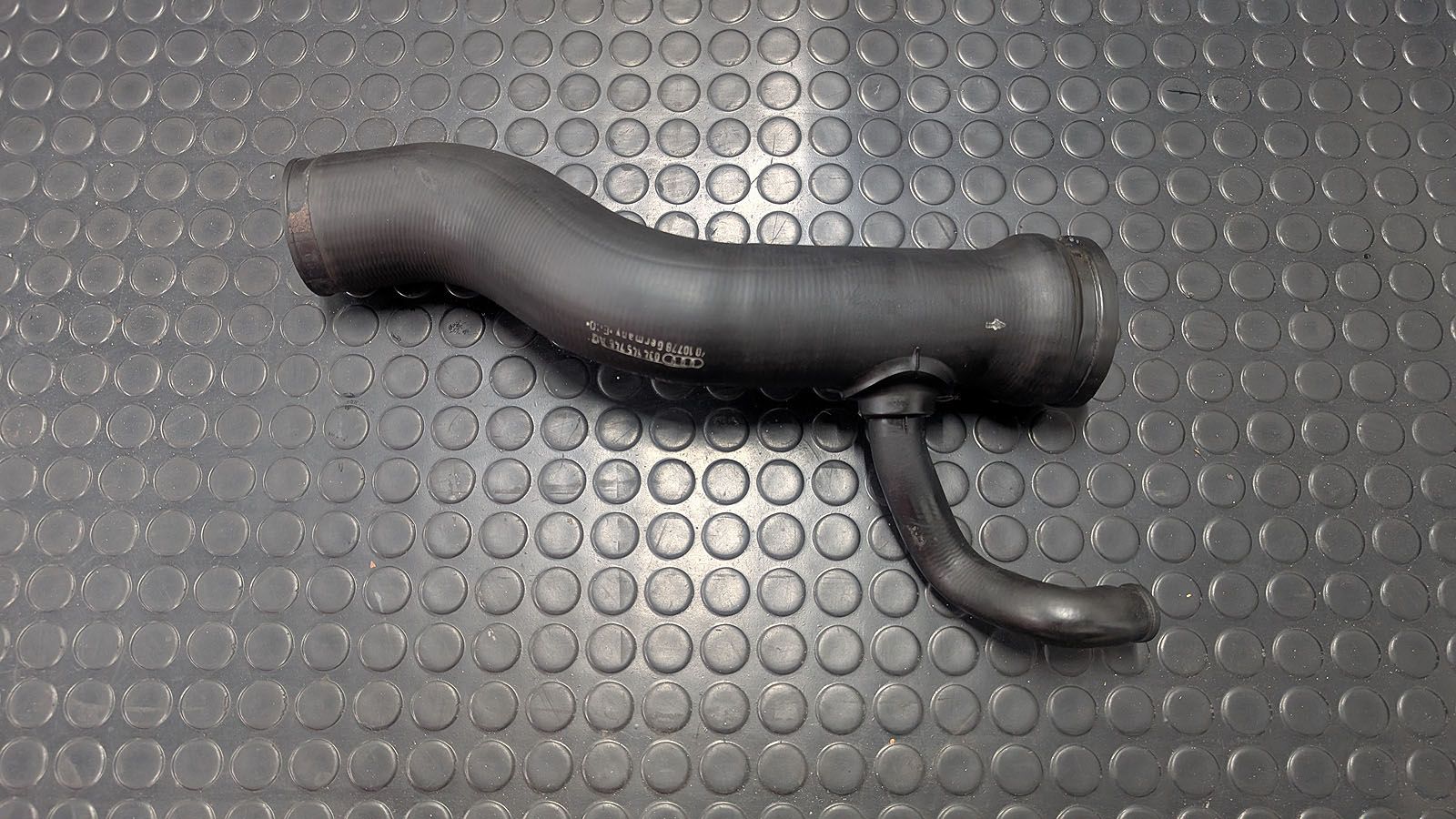 S4 S6 C4 AAN Turboschlauch