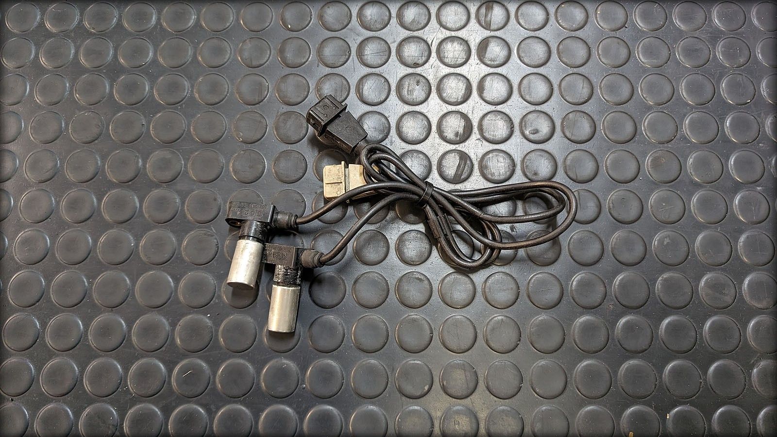 S4 S6 C4 AAN Drehzahlsensor und Geber für Zündzeitpunkt