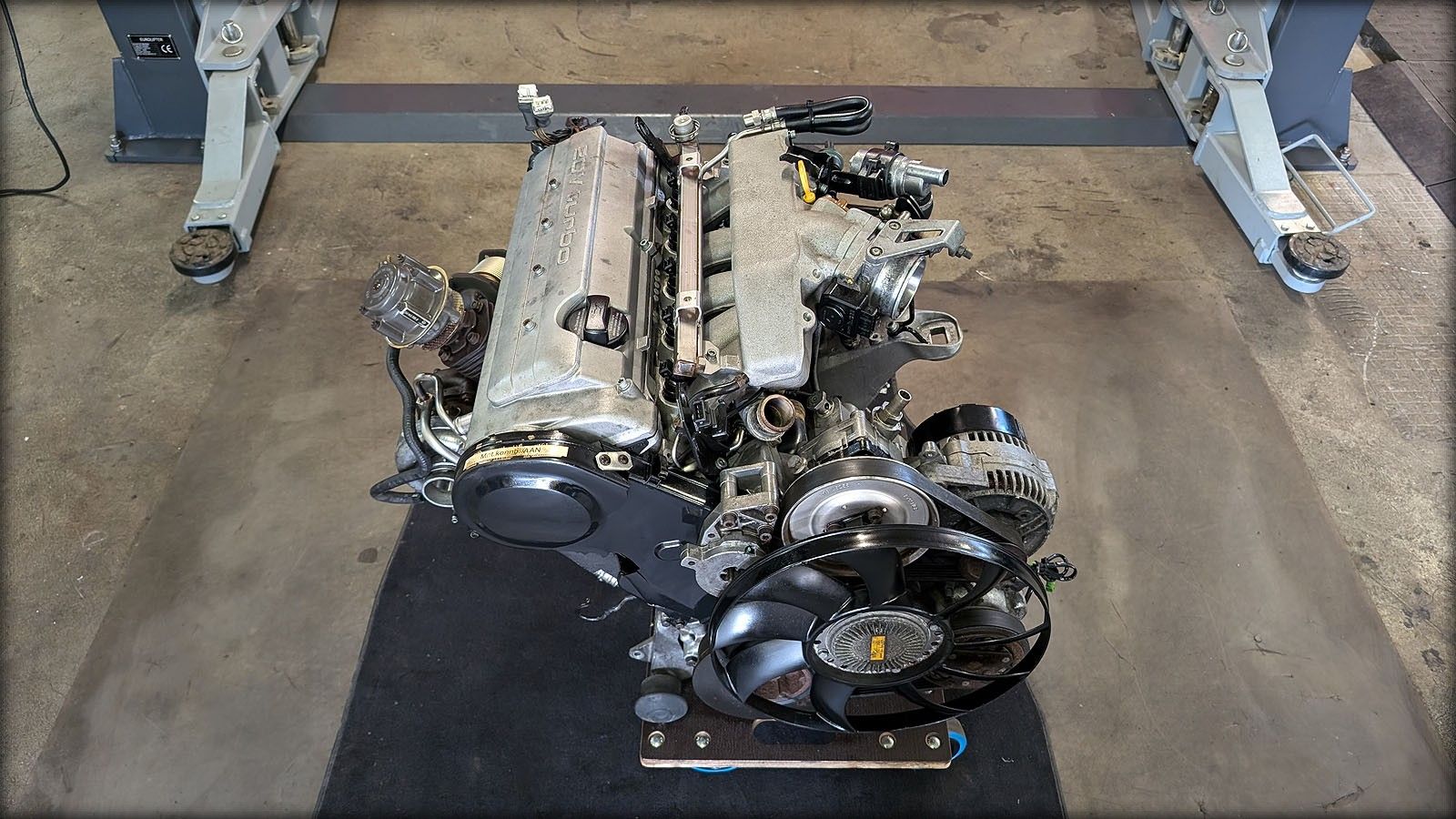 S4 S6 C4 AAN Motor mit Anbauteilen