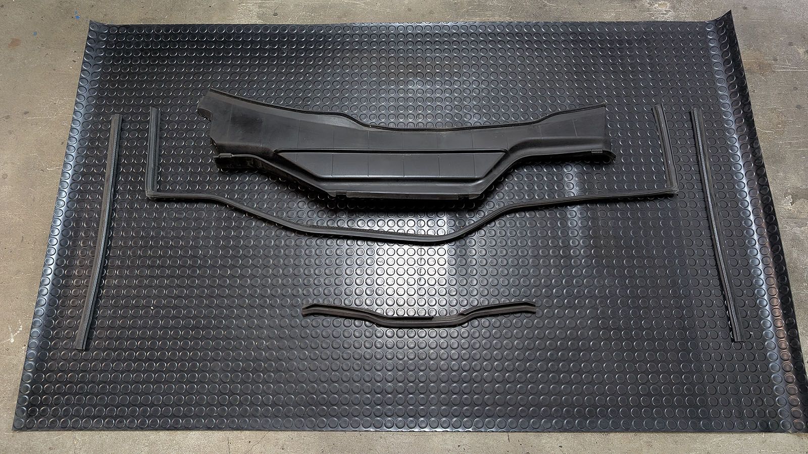 S4 S6 C4 Abdeckung und Dichtungen Wasserkasten Motorhaube