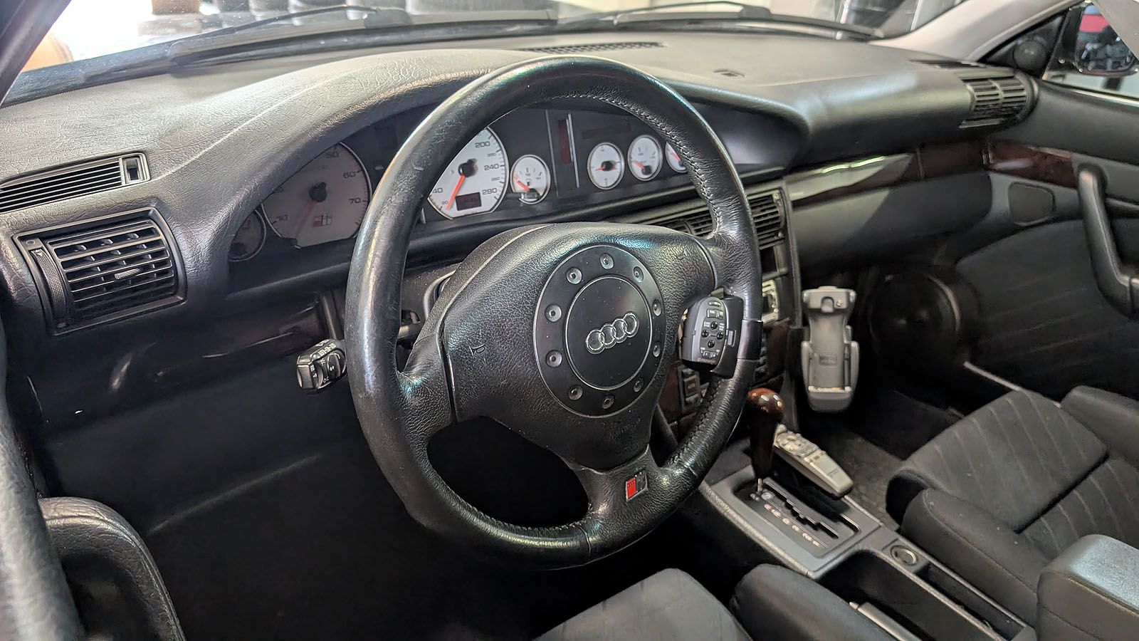 S4 S6 C4 3 Speichen Airbag Lenkrad komplett