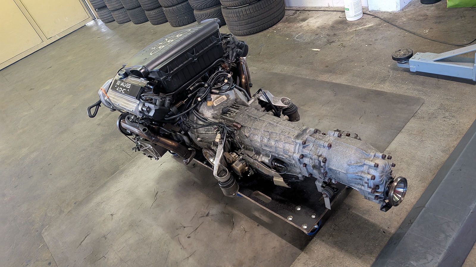 S6 C4 V8 Motor mit Anbauteilen inkl. Getriebe Automat