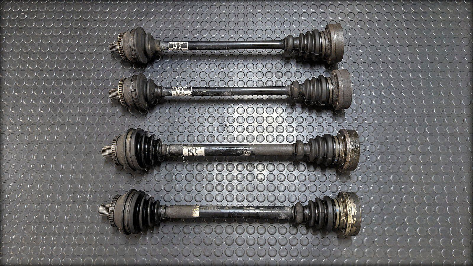 Audi S6 C5 Umrüstset Handschaltung