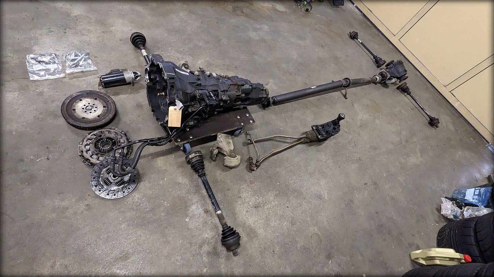 Audi S6 C5 Umrüstset Handschaltung