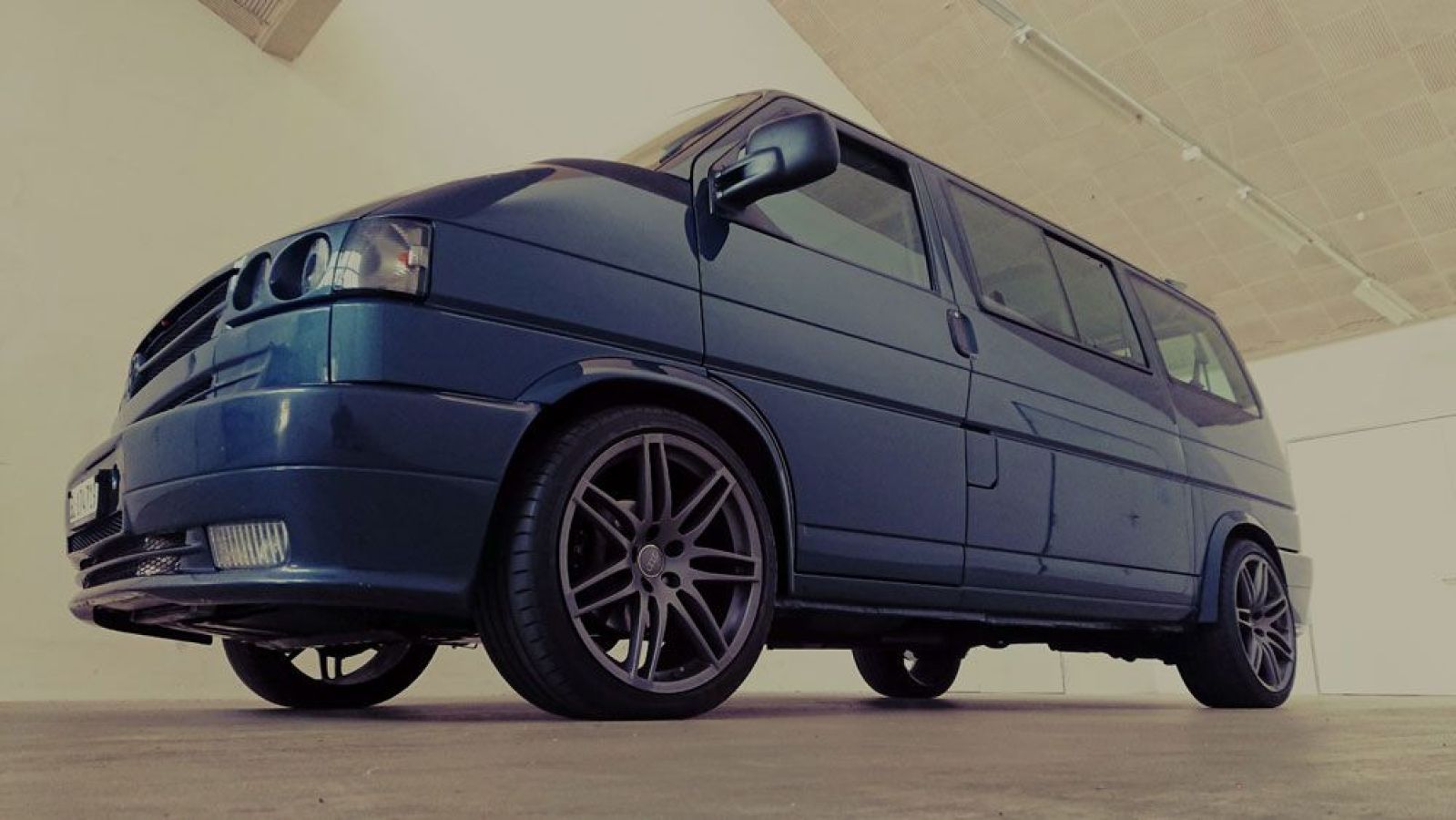 VW Bus T4 Turbobus Audi S2 Motor